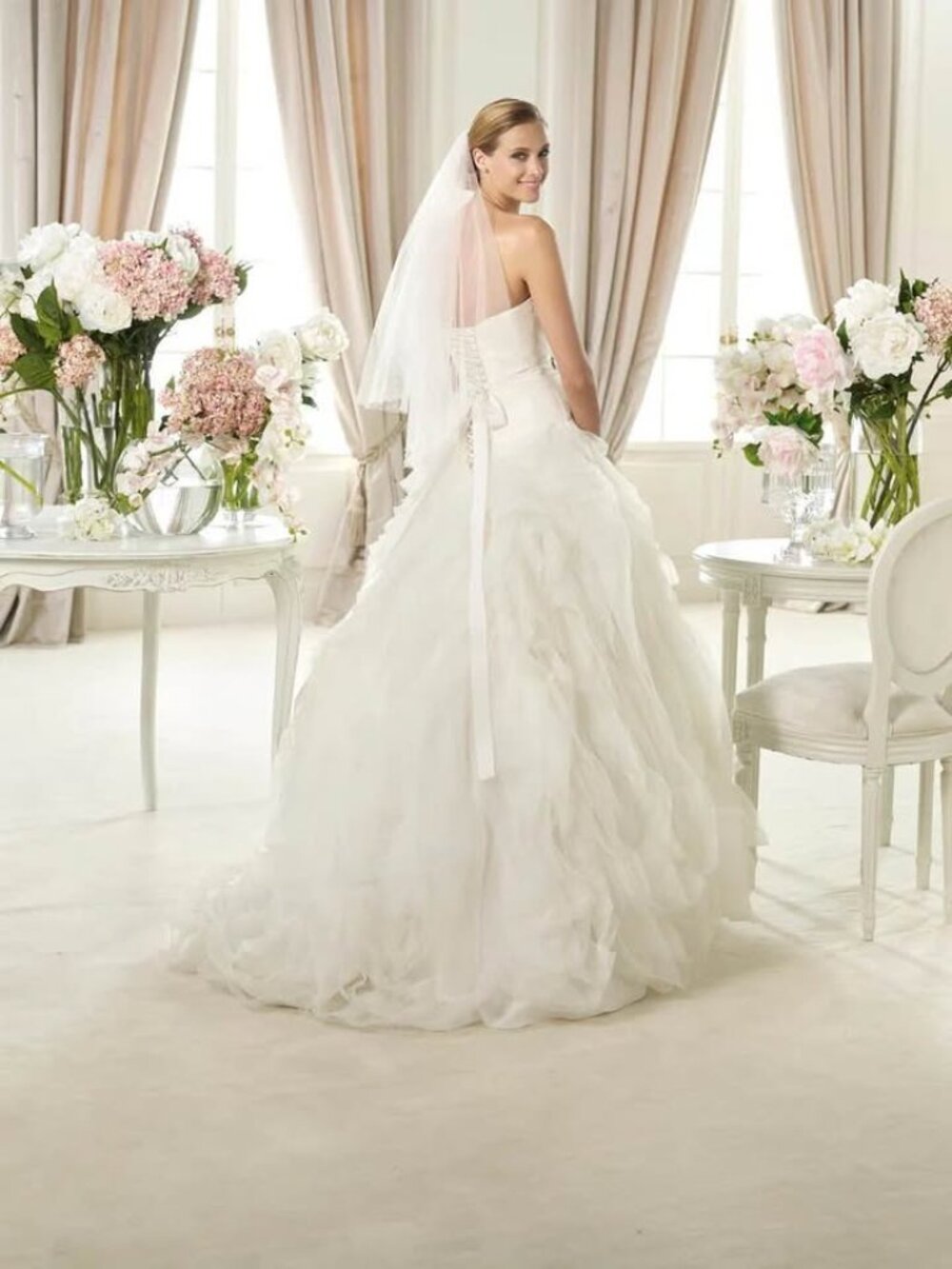 Pronovias Benicarlo Wedding Dress